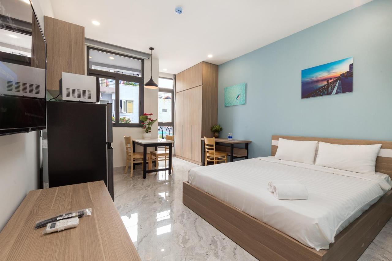 The Arrivals Airport Tower Bed & Breakfast TP. Hồ Chí Minh