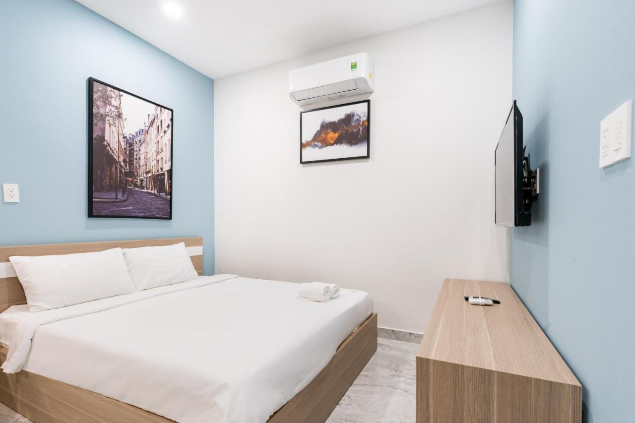 Bed & Breakfast The Arrivals Airport Tower